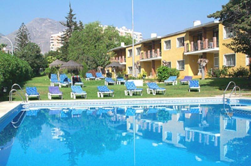 Apartamentos San Carlos 베날마데나코스타 외부 사진