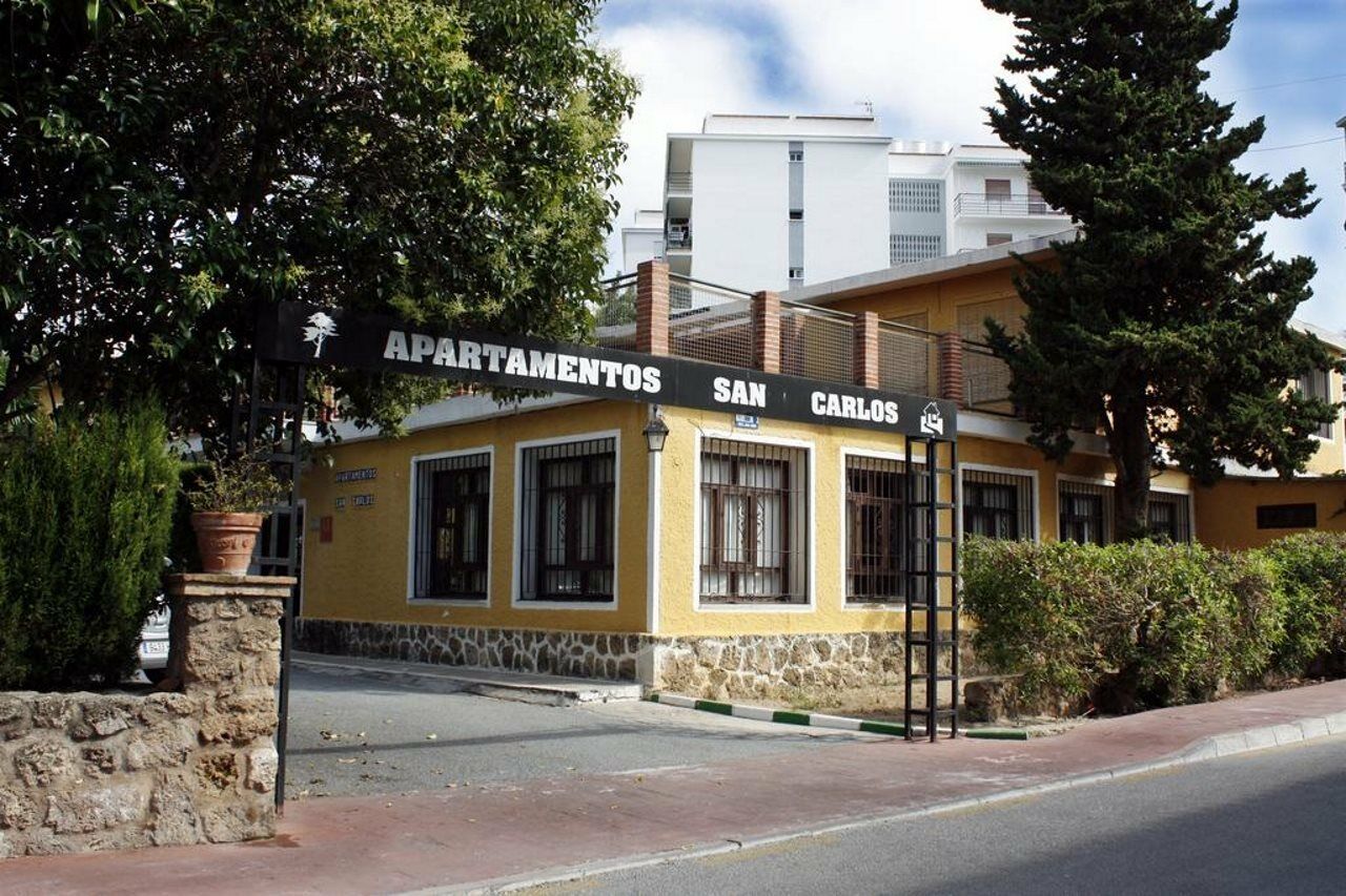 Apartamentos San Carlos 베날마데나코스타 외부 사진